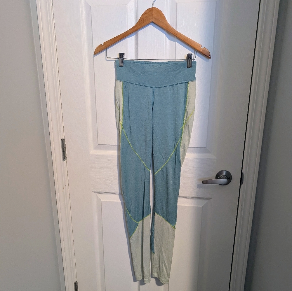 Icebreaker Merino 200 Wool Base Layer Leggings Extra Small Powder Blue